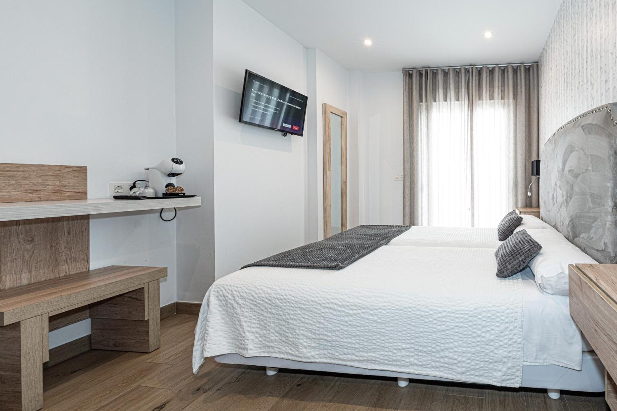 Hostal Boutique Aurora Nerja Exterior foto